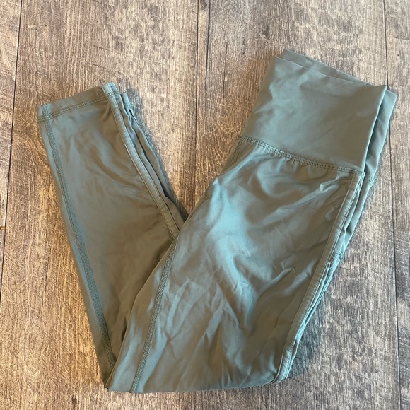 Women’s Olive Aerie Leggings Size Small - Picture 1 of 5